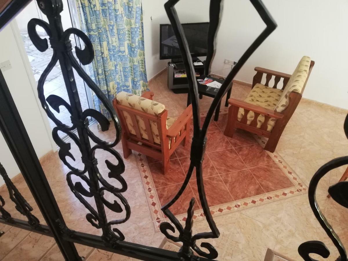 Apartamento Chriselina Gottage Paphos Exterior foto