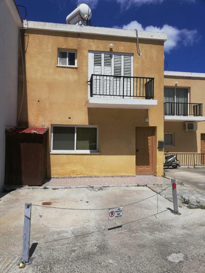 Apartamento Chriselina Gottage Paphos Exterior foto