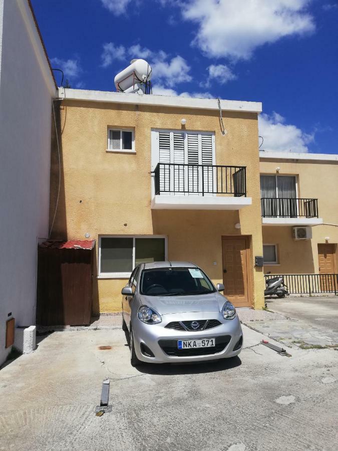 Apartamento Chriselina Gottage Paphos Exterior foto